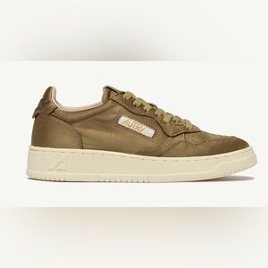 AUTRY SNEAKERS Sz 40 IS 10 MEDALIST LOW SNEAKERS IN ARMY SATIN